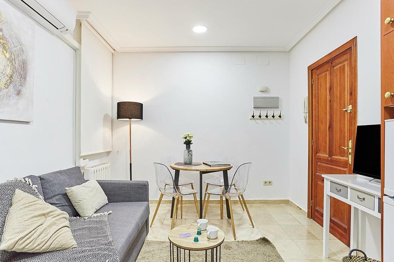 Leeways Apartment II In Gran Via Мадрид Экстерьер фото