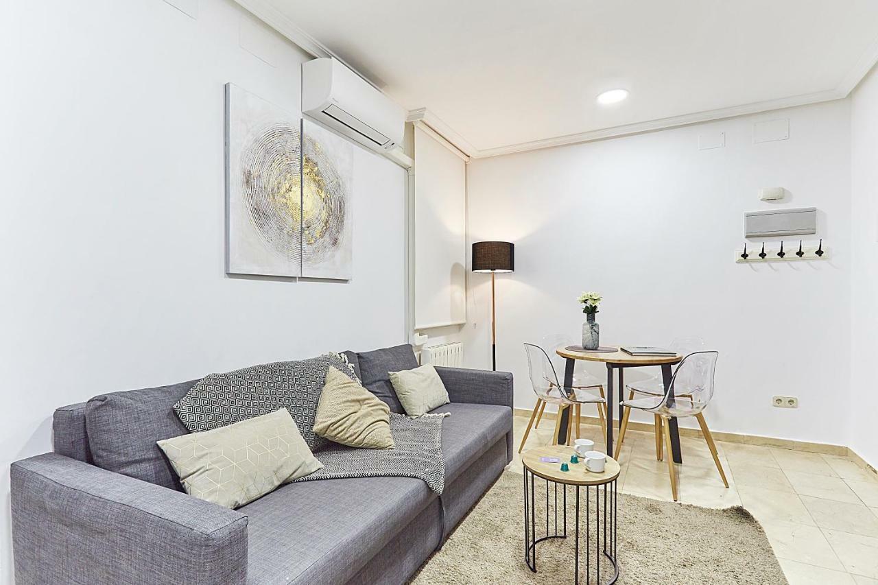 Leeways Apartment II In Gran Via Мадрид Экстерьер фото